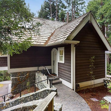Serene Redwood Retreat อาร์คาตา ภายนอก รูปภาพ