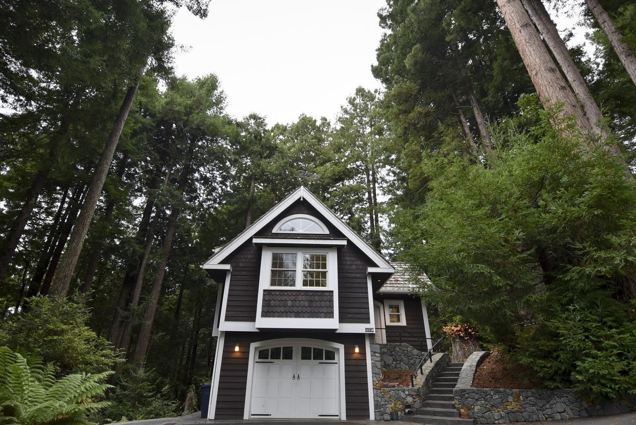 Serene Redwood Retreat อาร์คาตา ภายนอก รูปภาพ