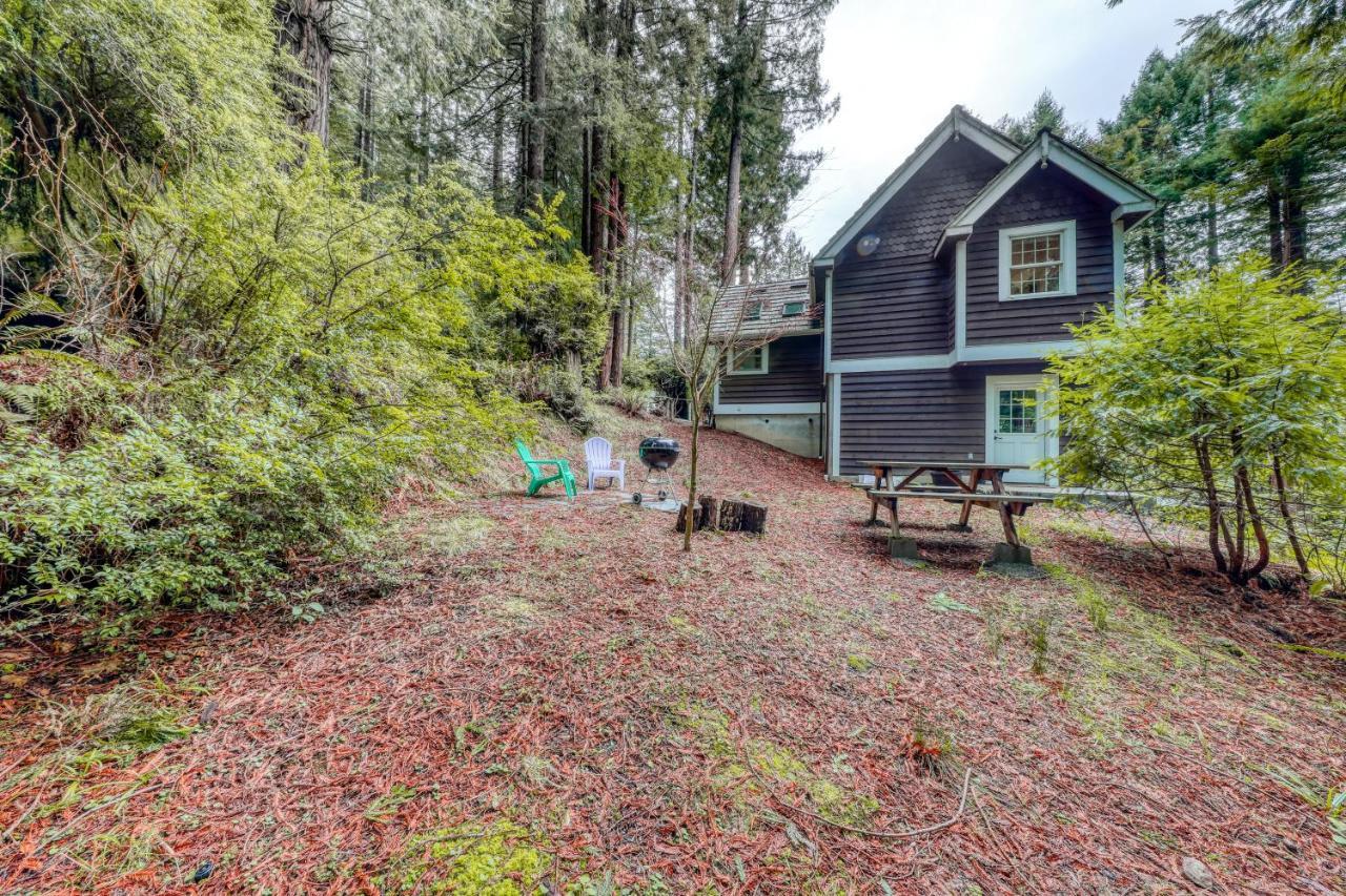 Serene Redwood Retreat อาร์คาตา ภายนอก รูปภาพ